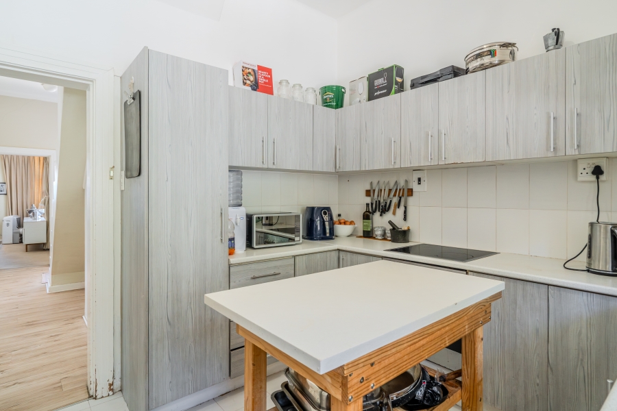 3 Bedroom Property for Sale in Oranjezicht Western Cape